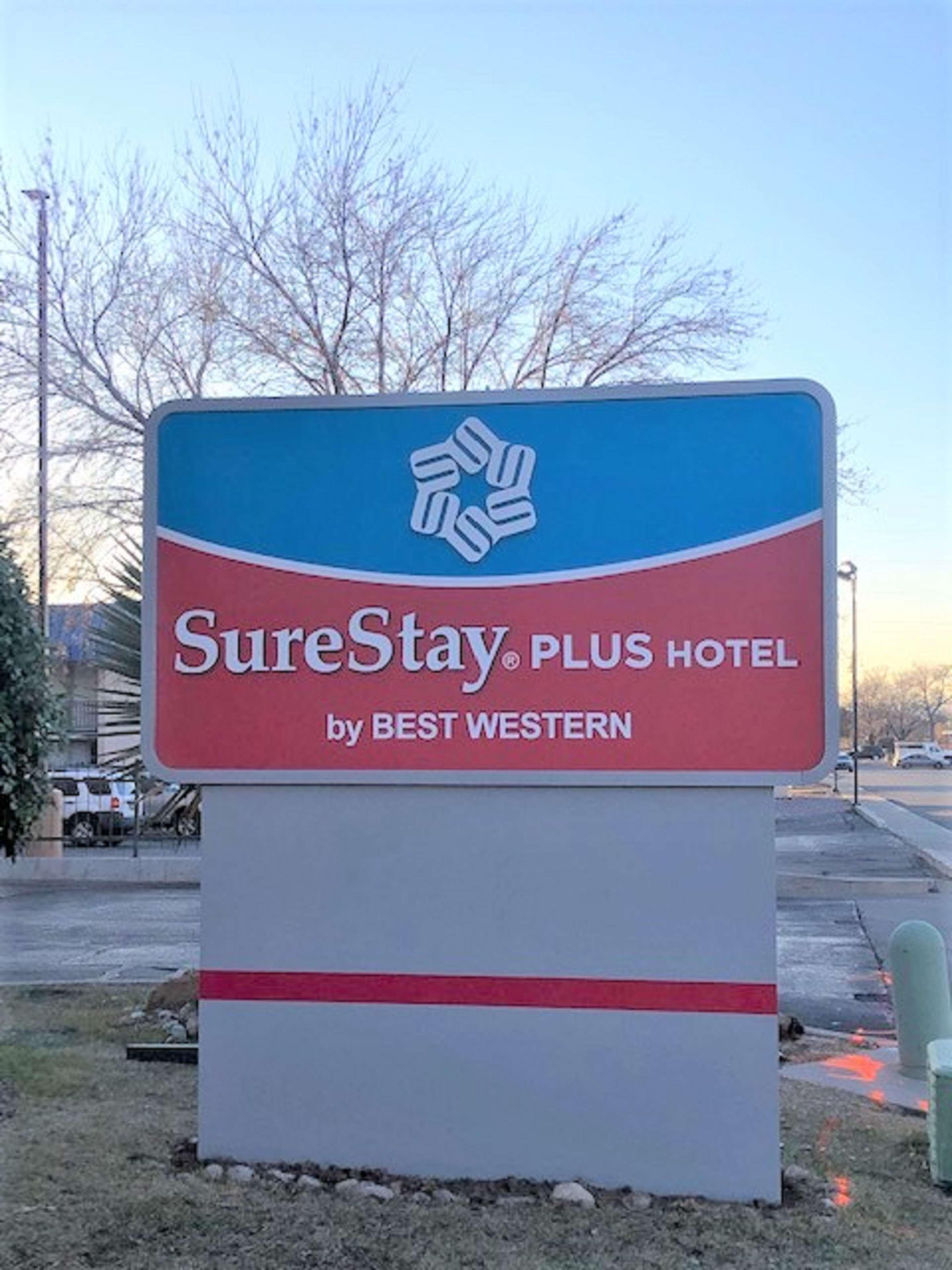 Surestay Plus Hotel By Best Western Albuquerque I-40 Eubank Eksteriør bilde